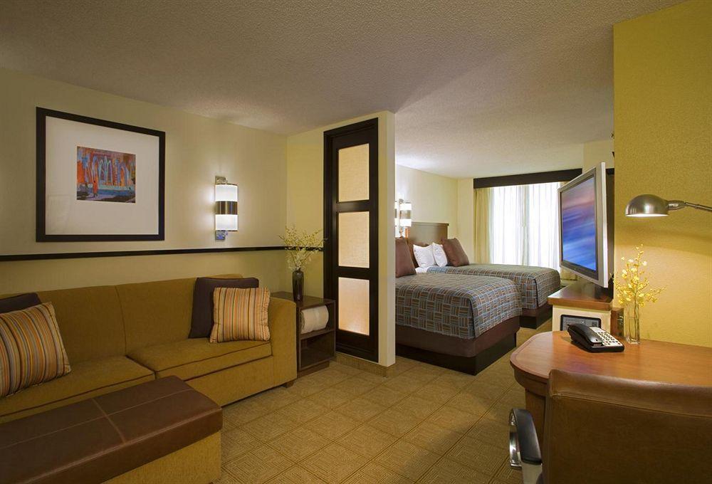 Hyatt Place Fort Myers At The Forum Номер фото